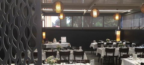 L'Olio Italian Kitchen - Flights 1