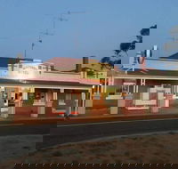 Watchem Hotel - Flights