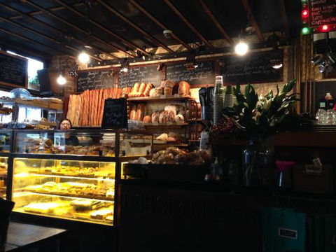 HIgh Street Bakery - Flights 0