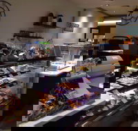 M2 Cafe - Flights
