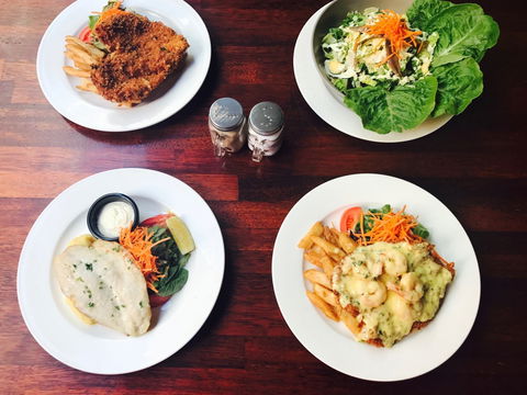 The Annerley Kitchen - Flights 0