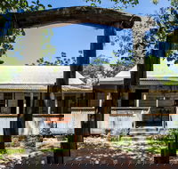 Herveys Range Heritage Tea Rooms - Flights