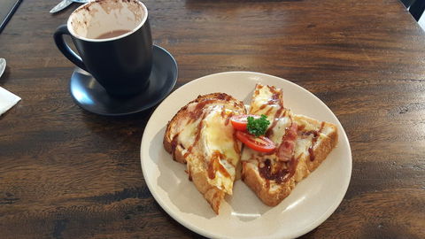 Grindstone Coffee House - Flights 0