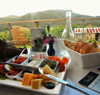 Hartzview Vineyard Cafe - Flights