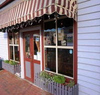 School House Coffee Shop - Flights