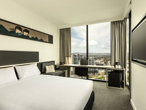 Ibis Adelaide - Flights 6