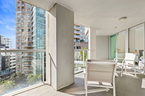 Astra Apartments Chatswood - Flights 2
