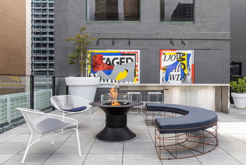 Lancemore Crossley St Melbourne - Flights 5