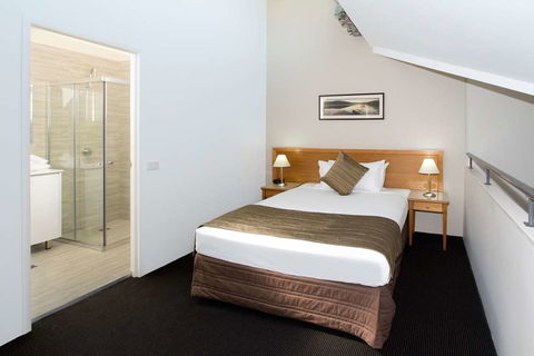 APX Apartments Parramatta - Flights 9