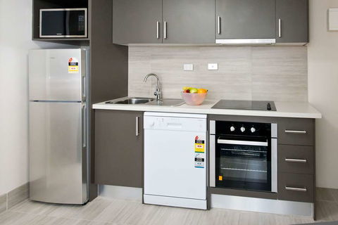 APX Apartments Parramatta - Flights 12