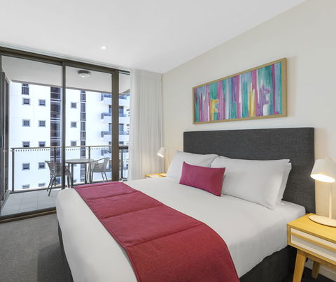 Avani Broadbeach Residences - Flights 2