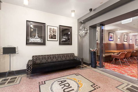 Alto Hotel On Bourke - Flights 3