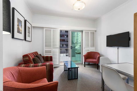 Alto Hotel On Bourke - Flights 12