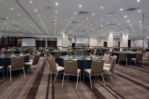 Rydges World Square Sydney - Flights 17