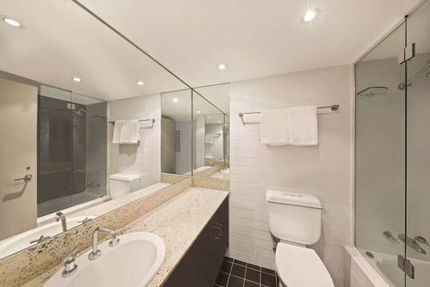 Adina Apartment Hotel Sydney Surry Hills - Flights 7
