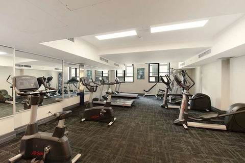 YEHS Hotel Sydney Harbour Suites - Flights 14