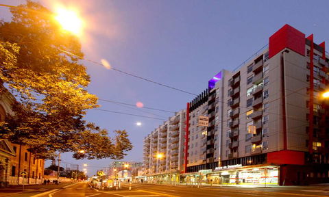 Arrow On Swanston - Flights 1