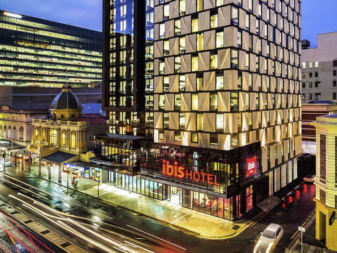 Ibis Adelaide - Flights 0