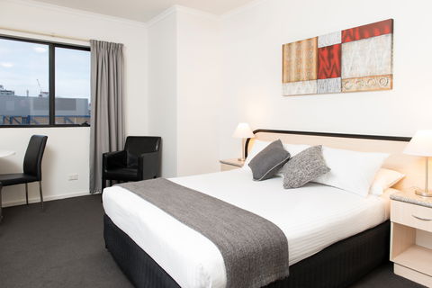 Adelaide Riviera Hotel - Flights 2