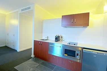 Abode Narrabundah - Flights 1