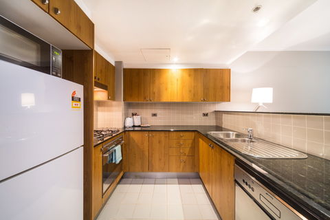 Astra Sydney-Hosking Place - Flights 1