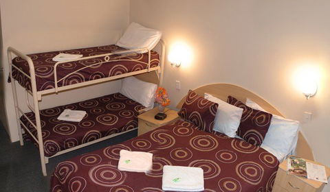 Arena Hotel - Flights 2