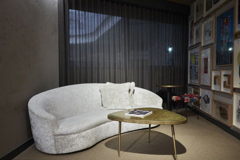 Ovolo Nishi - Flights 9