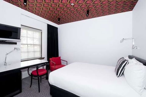 Peppers Gallery Hotel, Canberra - Flights 2