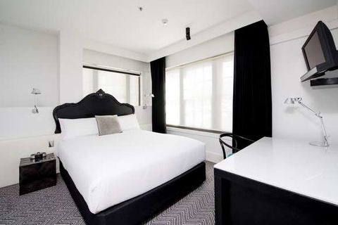 Peppers Gallery Hotel, Canberra - Flights 4