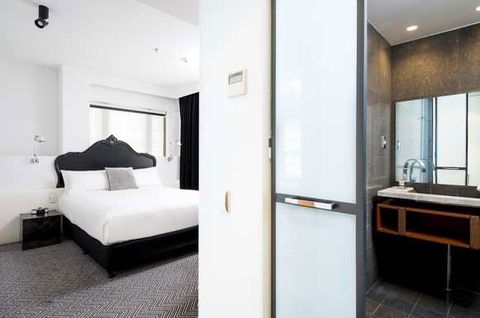 Peppers Gallery Hotel, Canberra - Flights 6
