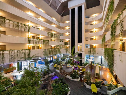 Novotel Darwin Atrium - Flights 2