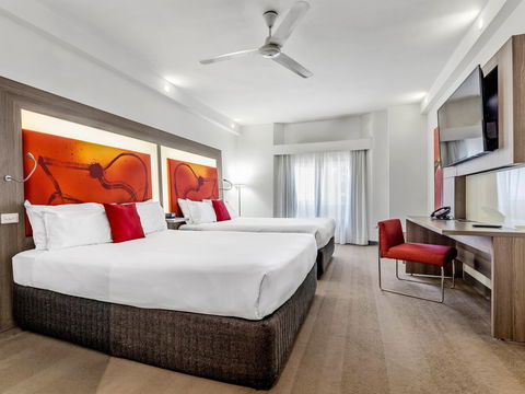 Novotel Darwin Atrium - Flights 7