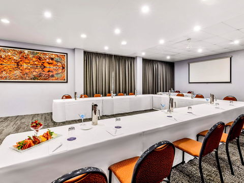 Novotel Darwin Atrium - Flights 10
