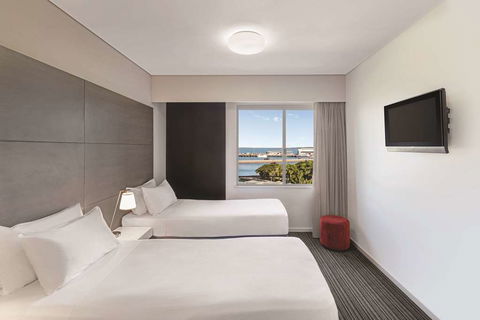 Adina Apartment Hotel Darwin Waterfront - Flights 6