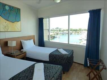 Cullen Bay Resorts - Flights 10