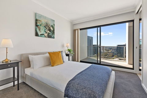 Astra Apartments Parramatta - Flights 2