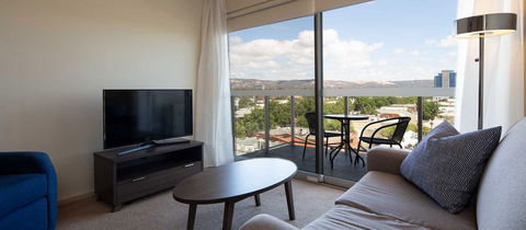 Hume Serviced Apartments - Flights 0