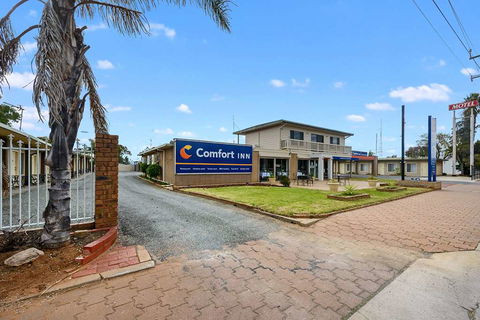 Comfort Inn Flinders On Main - Flights 0