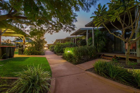 Best Western Plus The Ranges Karratha - Flights 1
