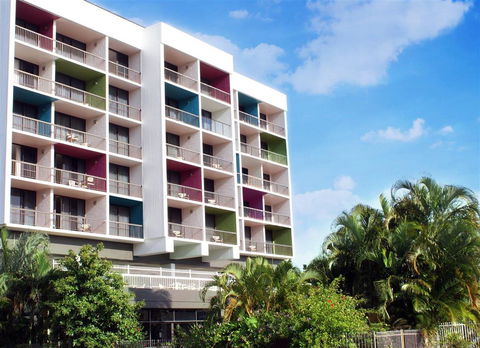 Cairns Plaza Hotel - Flights 0