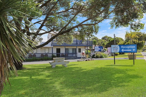 Great Ocean Road Inn - Flights 2