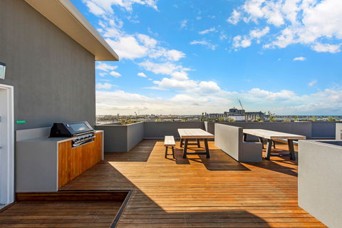 Astra Apartments Newcastle - Flights 0