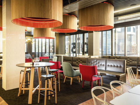 Ibis Adelaide - Flights 2
