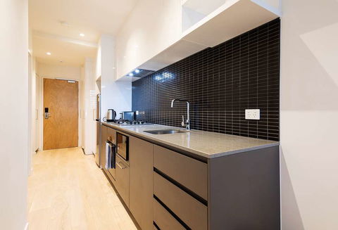 Artel Apartment Hotel Melbourne - Flights 2