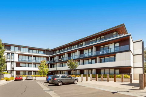 Clayton Serviced Apartments - Flights 1