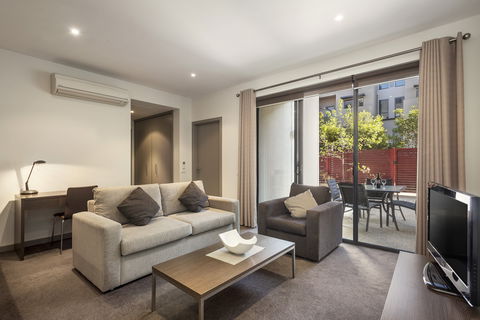 Quest Glen Waverley - Flights 1