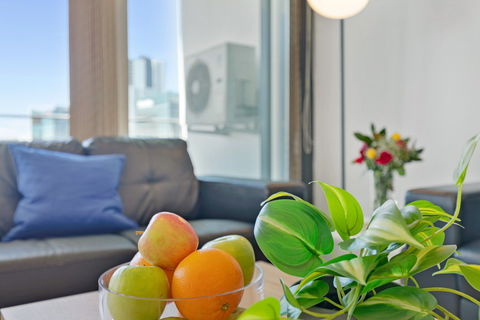 Astra Apartments Parramatta - Flights 9