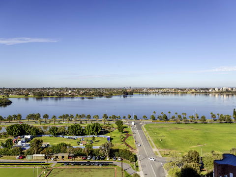 Ibis Styles East Perth Hotel - Flights 3