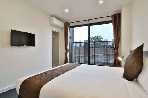 Quality Apartments Dandenong - Flights 3