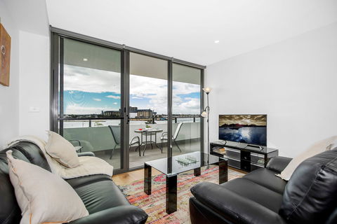 Astra Apartments Newcastle - Flights 8